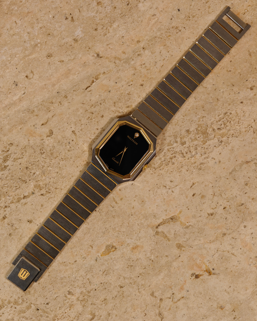 Waltham Black Angular 80'