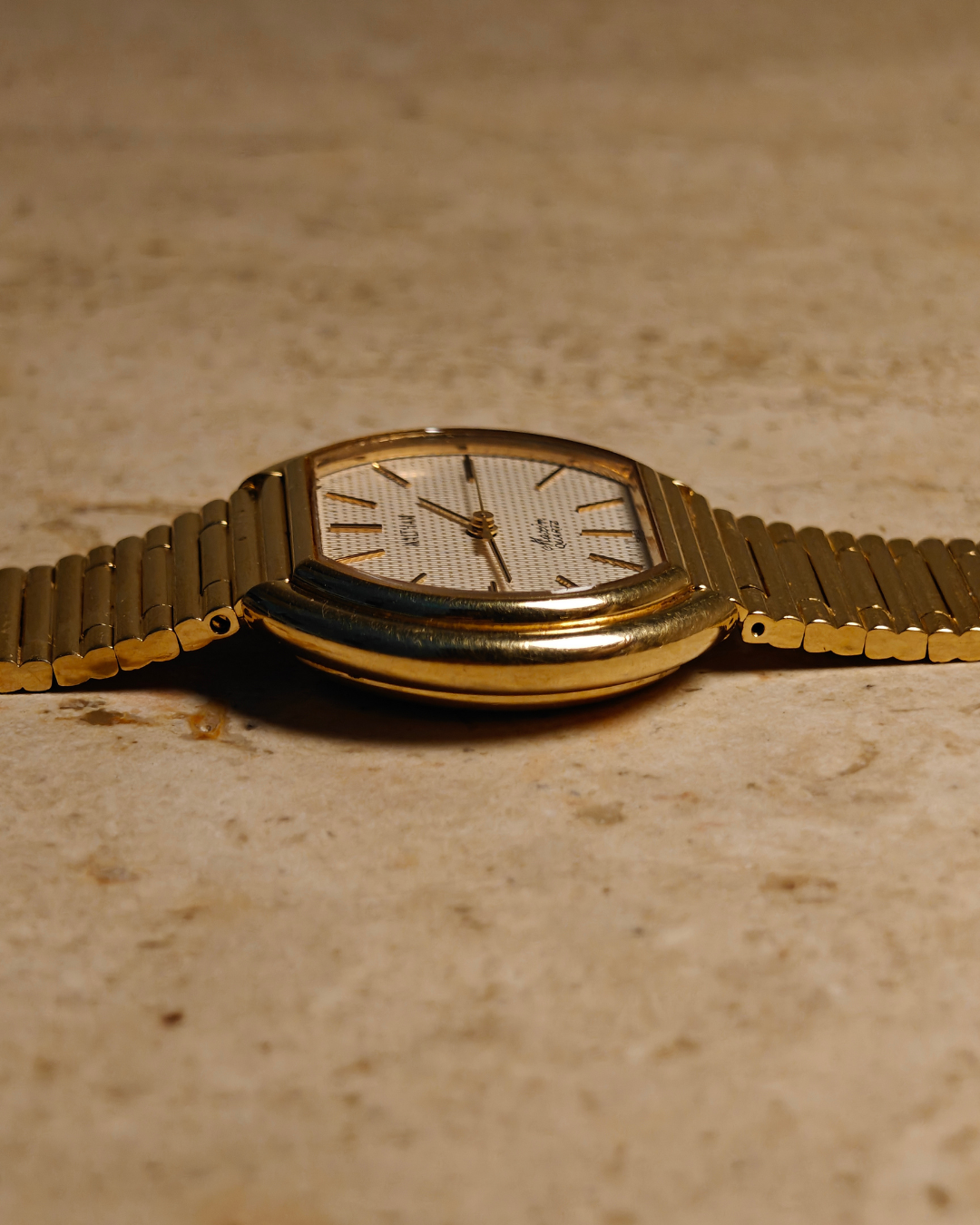 Waltham Gold Ellipse