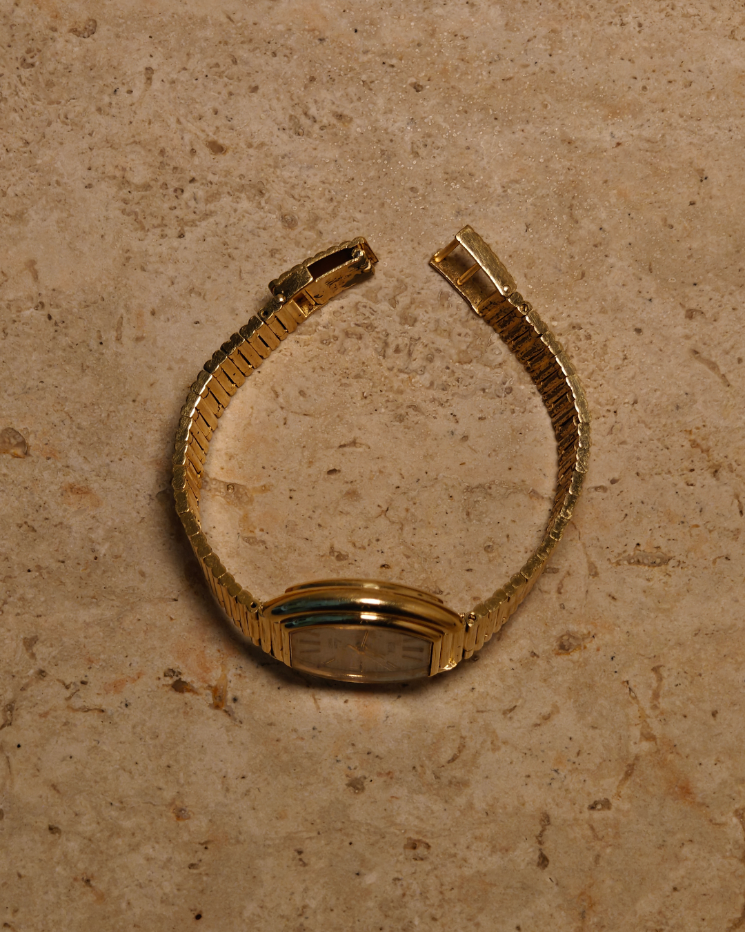 Waltham Gold Ellipse
