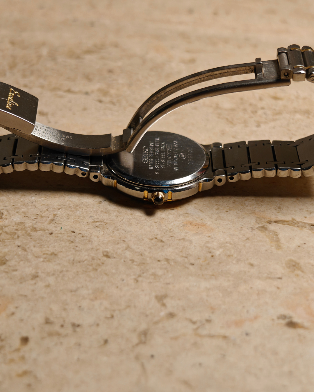 Seiko 1F21 -0D70